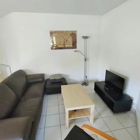 F3 63m2, Piscine, Terrasse, Parking, 20 Min Plages Apartment