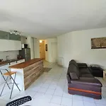 F3 63m2, Piscine, Terrasse, Parking, 20 Min Plages مونبيلييه