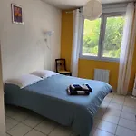 F3 63m2, Piscine, Terrasse, Parking, 20 Min Plages شقة *